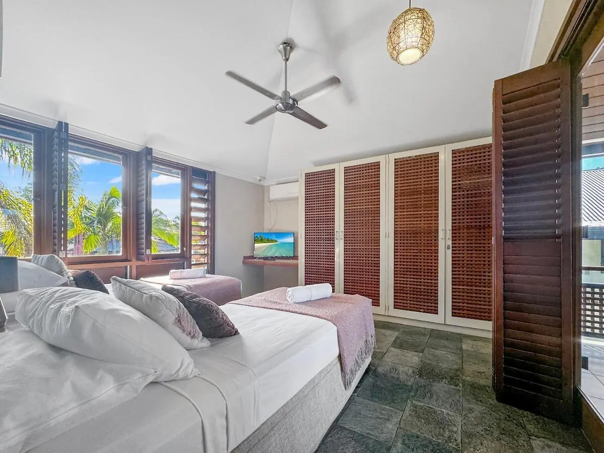 Apartment Wongalinga Beachfront Apt 5 Mission Beach