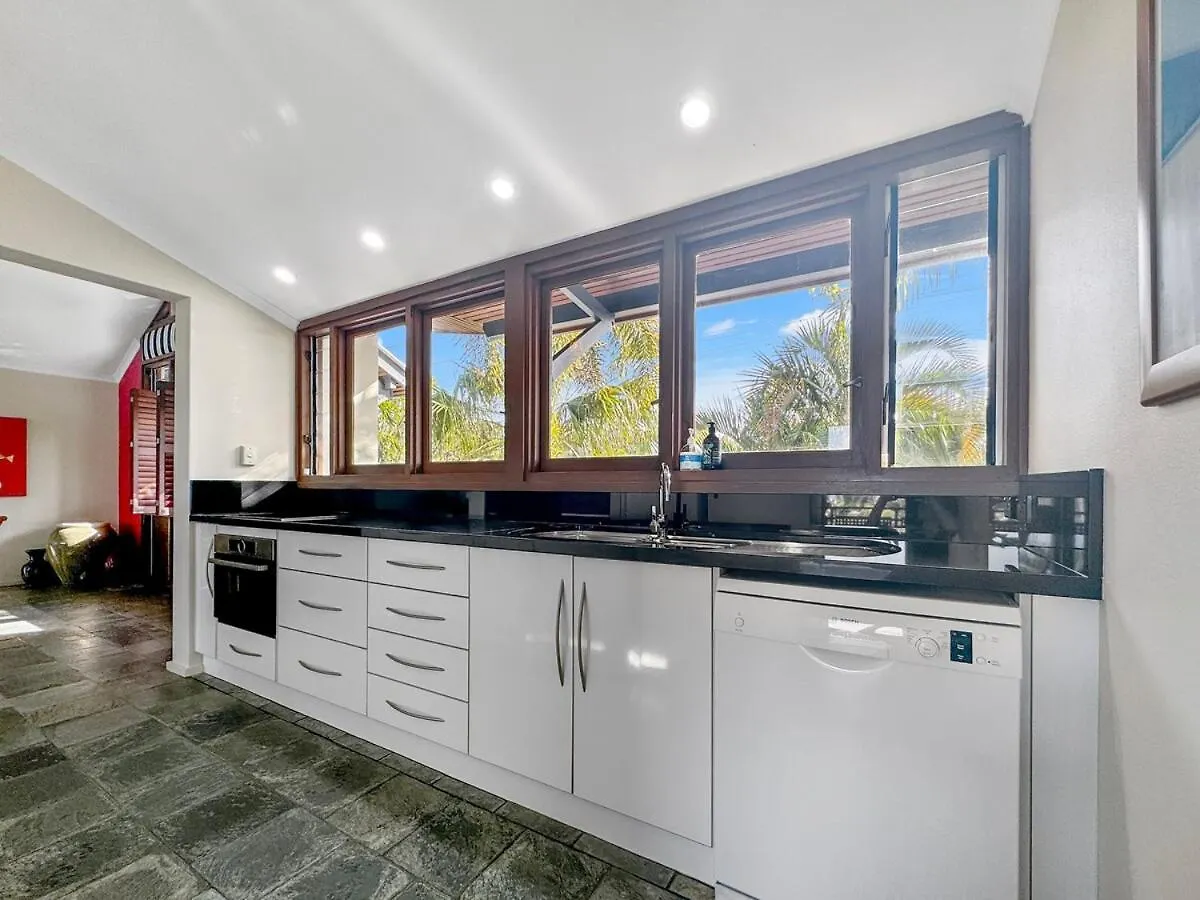 Apartment Wongalinga Beachfront Apt 5 Mission Beach